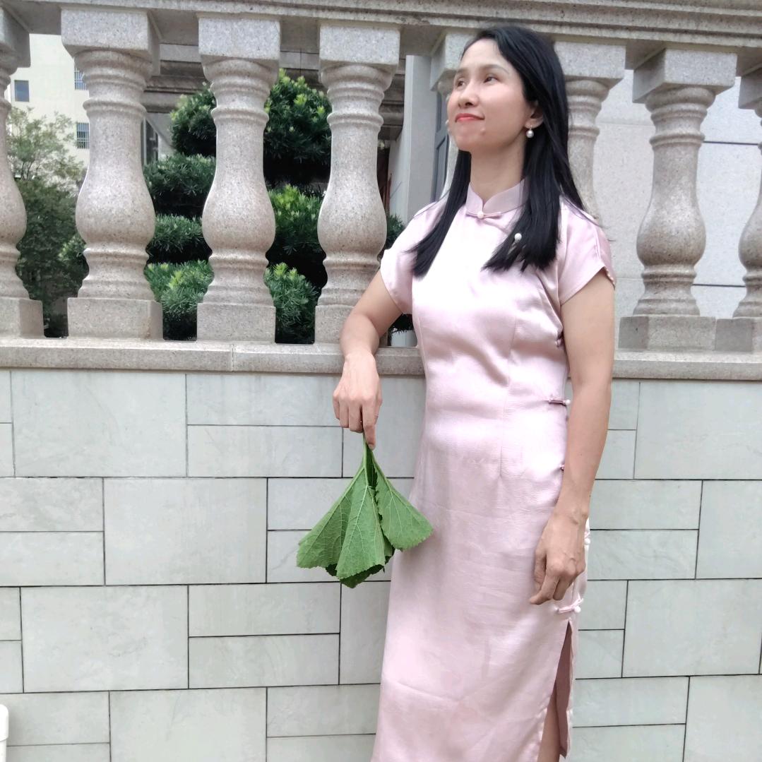 慧艳穿新衣👗