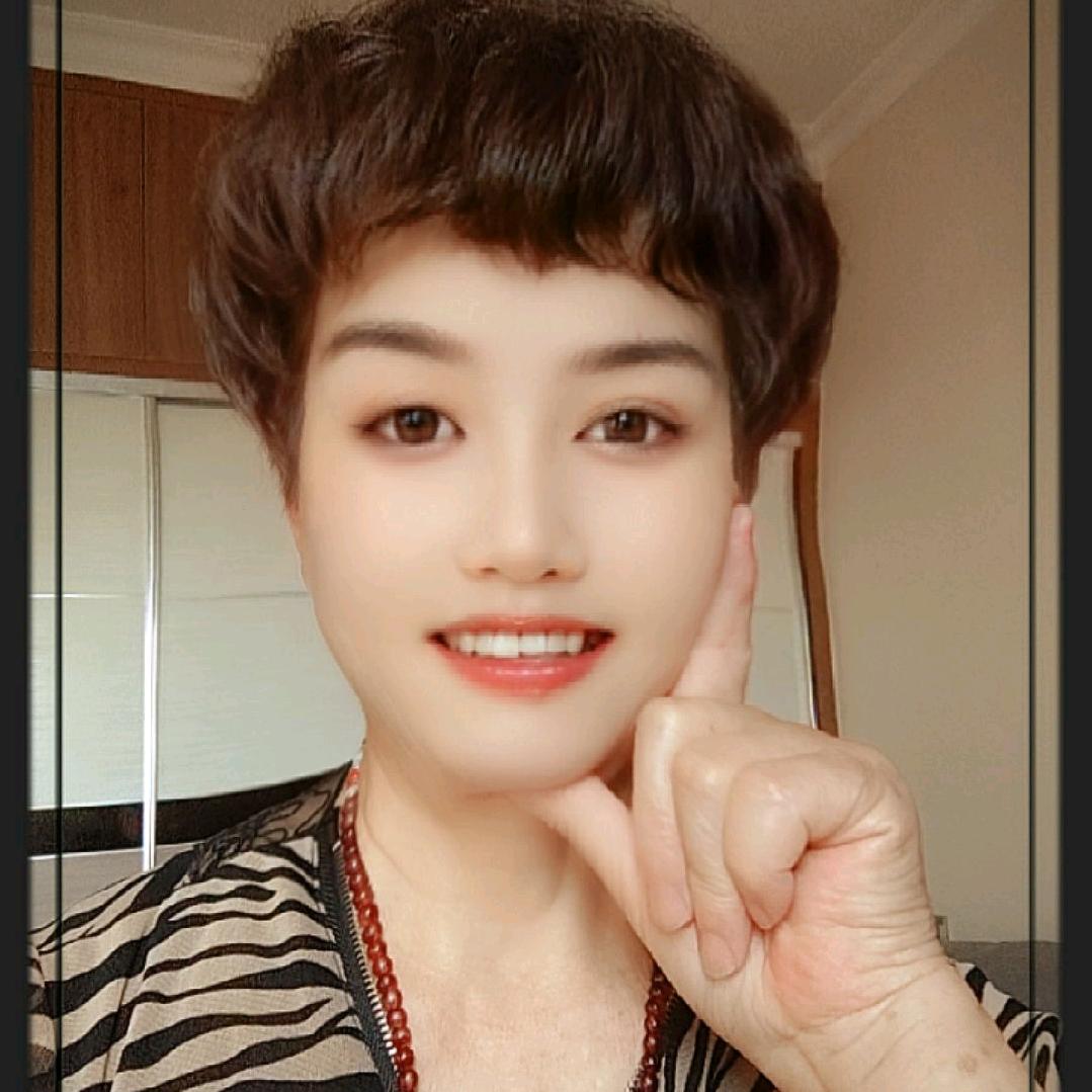 王业佩，