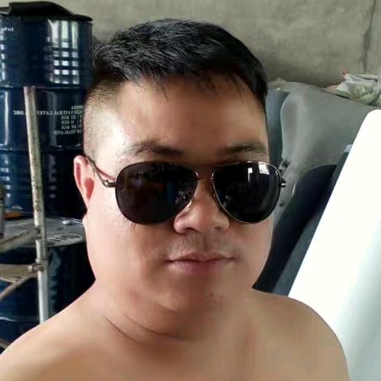 小胖哥