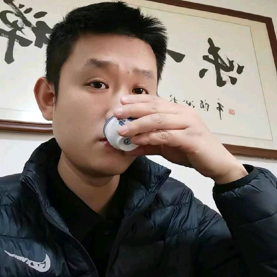 吸塑包装小陈