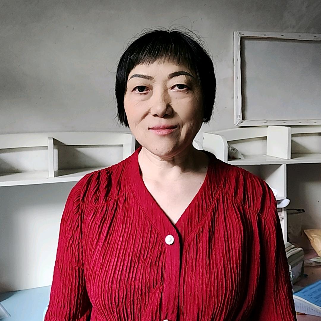 五姐🍎（下午五点开播）