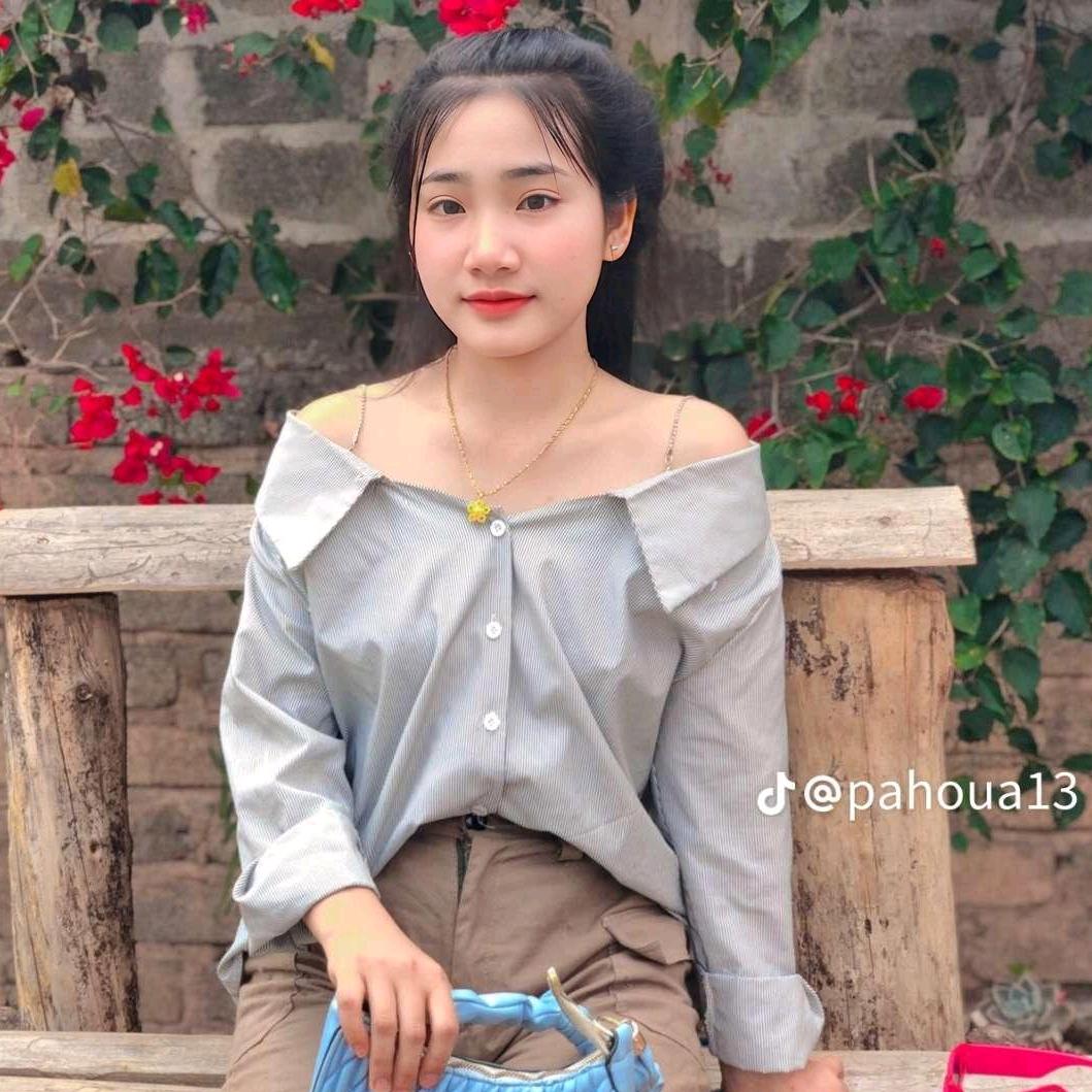 王瑶