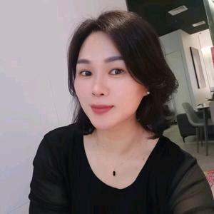 金城江卖家具的菊姐姐