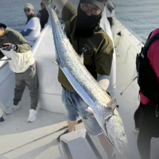 爱钓鱼的80后店主