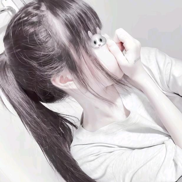 诗芊洛