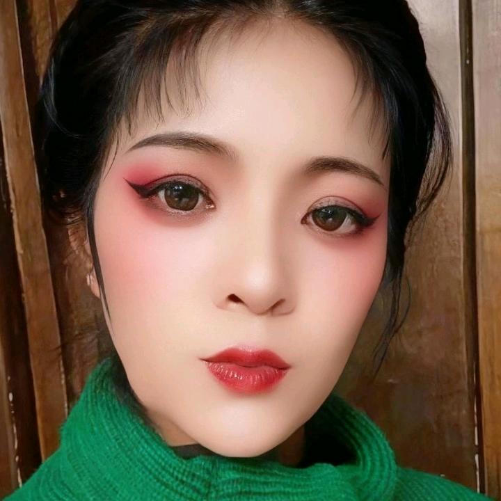 ღ᭄🍁雪儿🍀ღ᭄