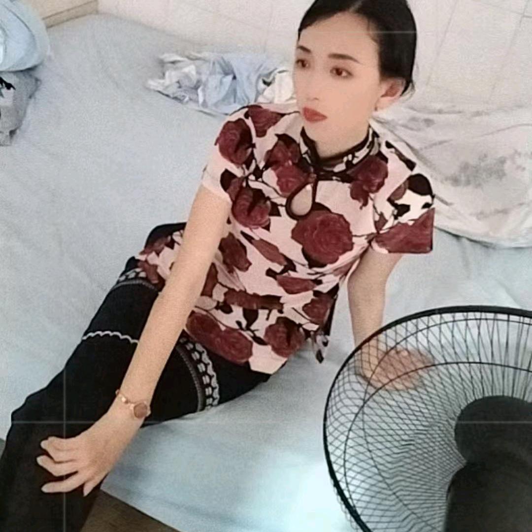 灰色头像