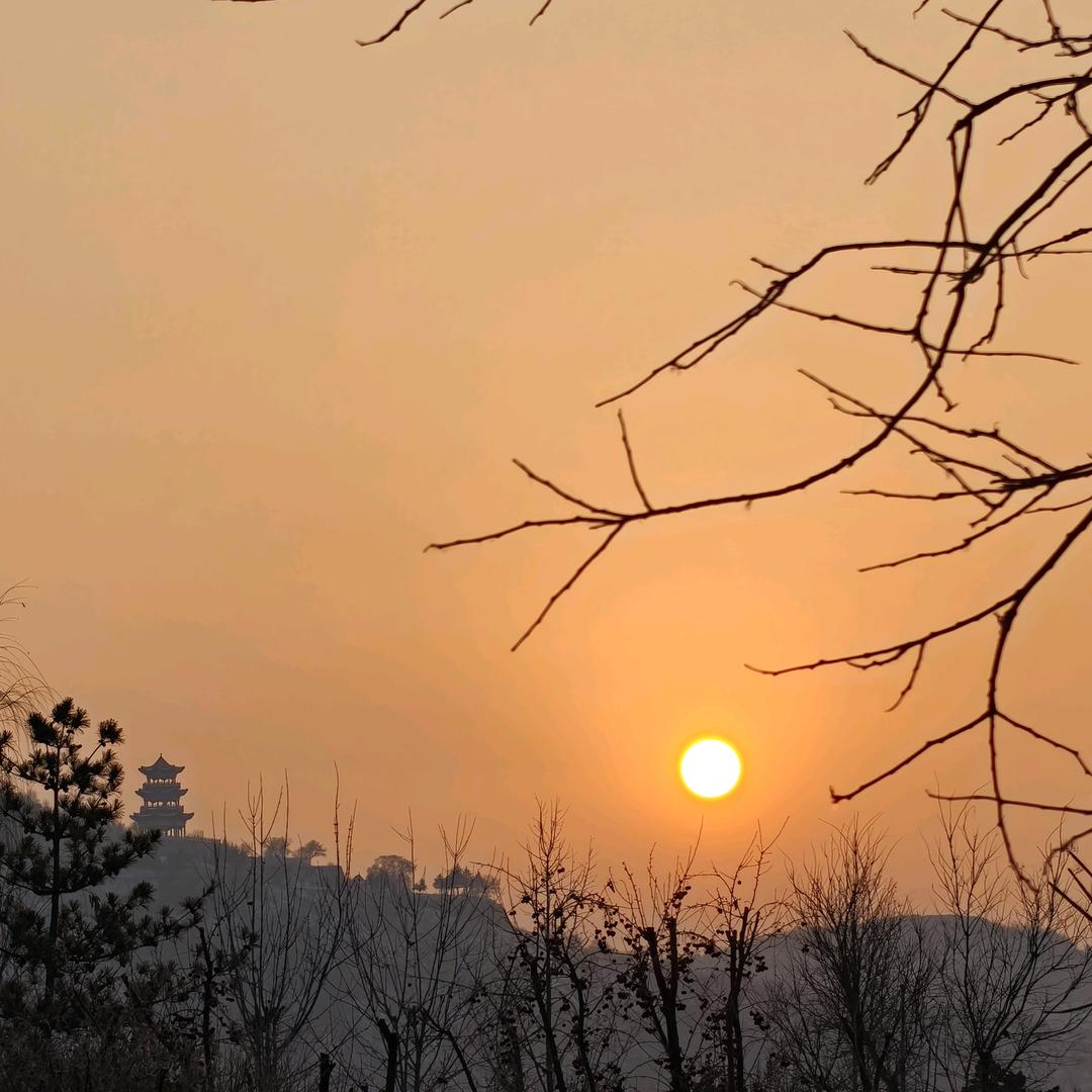 Dan汉群