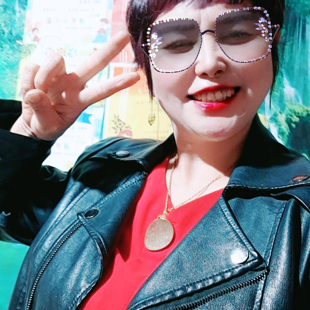 新疆疆果百味干果特产店