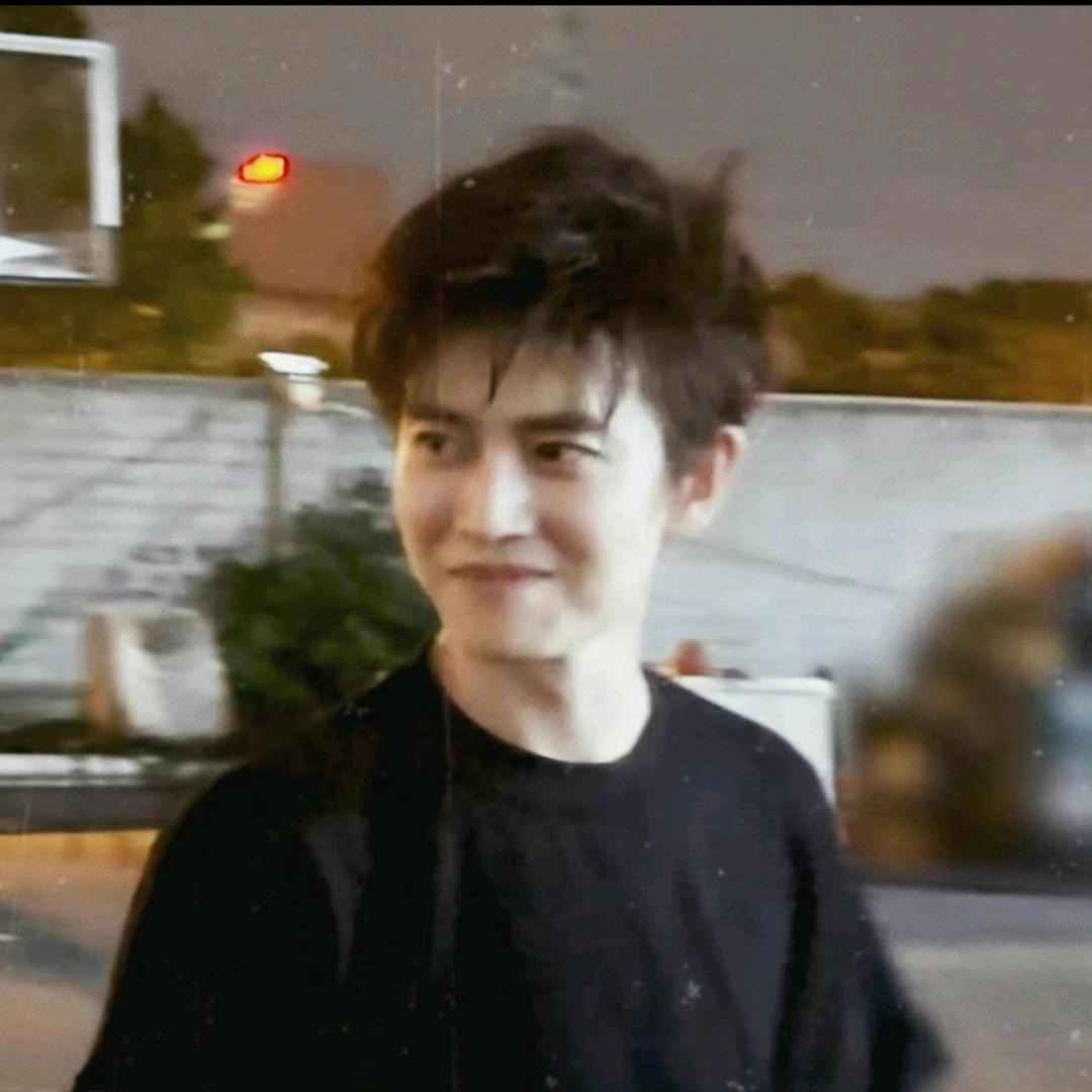 要放松的玩滑板