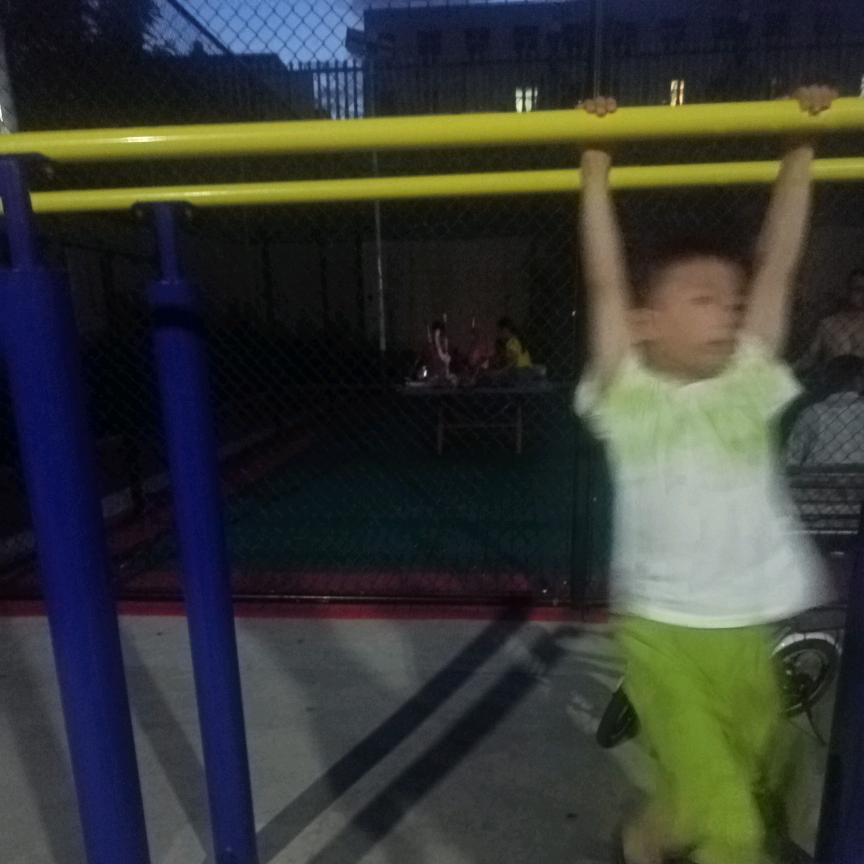 爱唱歌的老爷爷