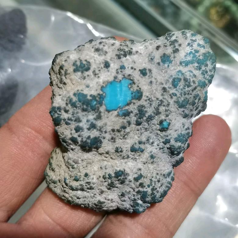 朋成绿松石，搬运工