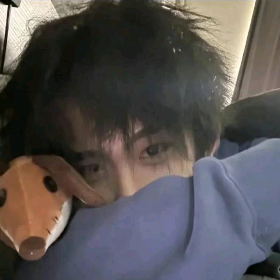 東