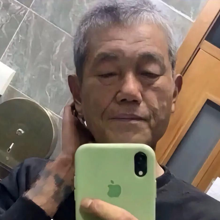我超爱哭.