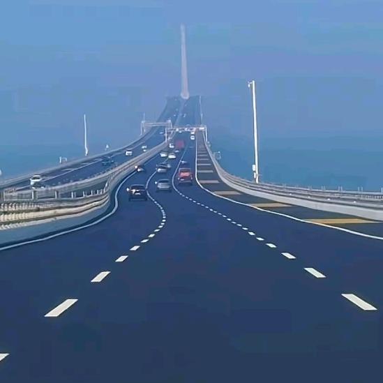 四处奔跑🏃