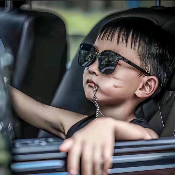 @☾⋆᭄  Alone  ༊