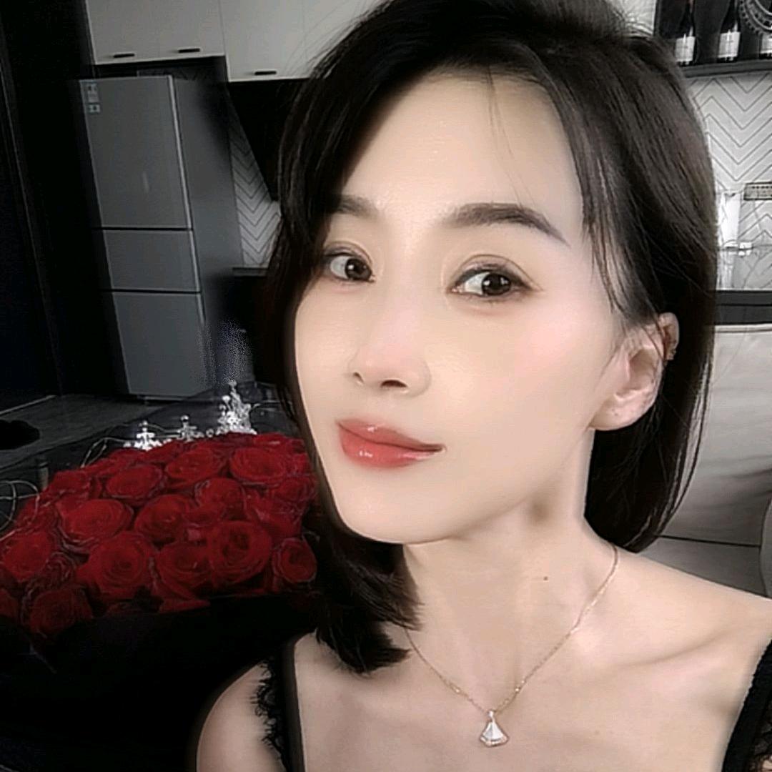 🎀J J🎀