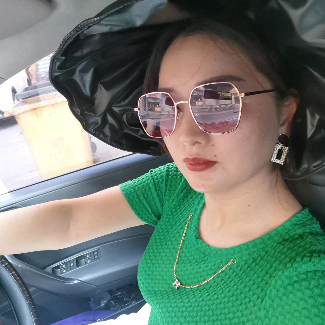贵州赤水福禄桐卖鞋的小张