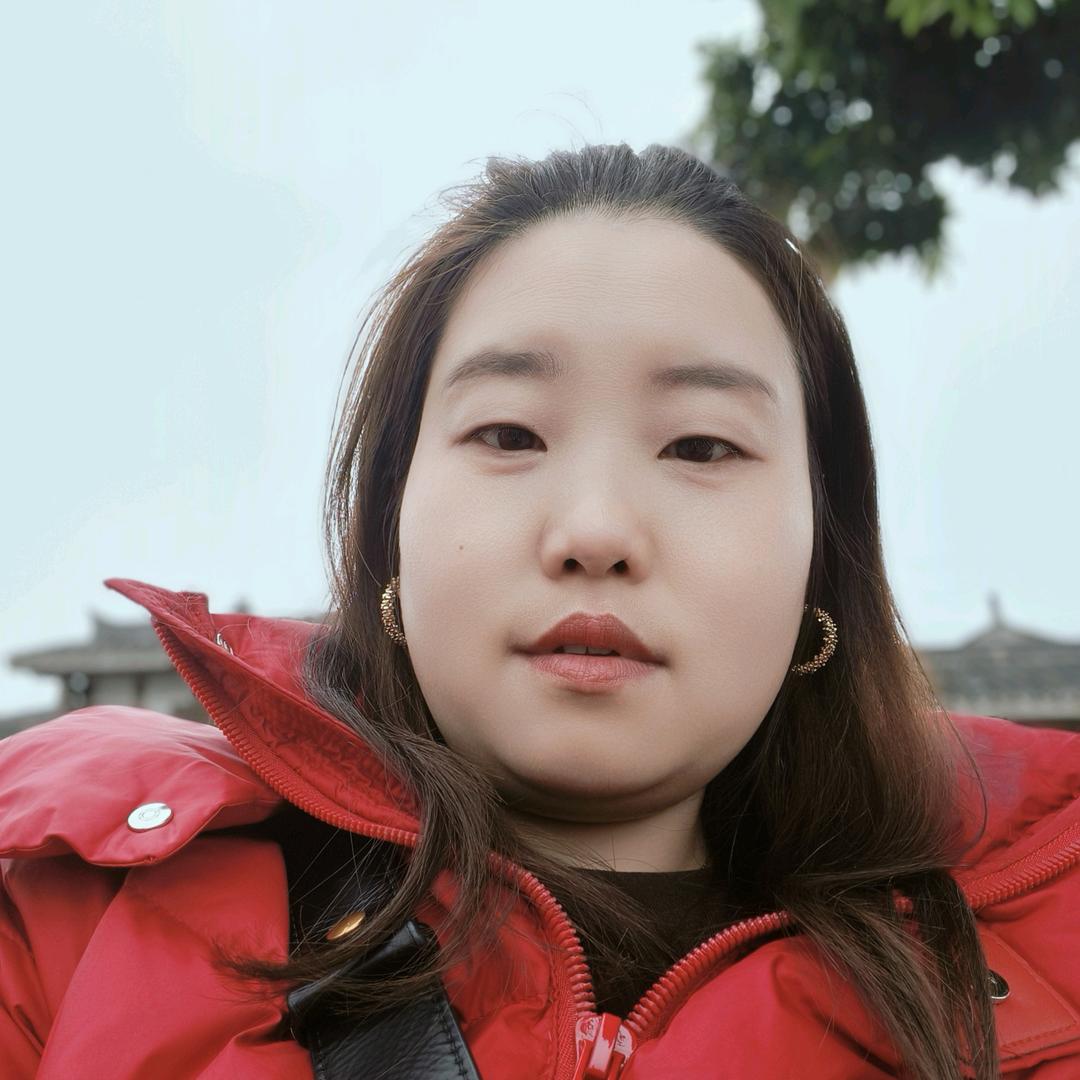 周左瑶凡