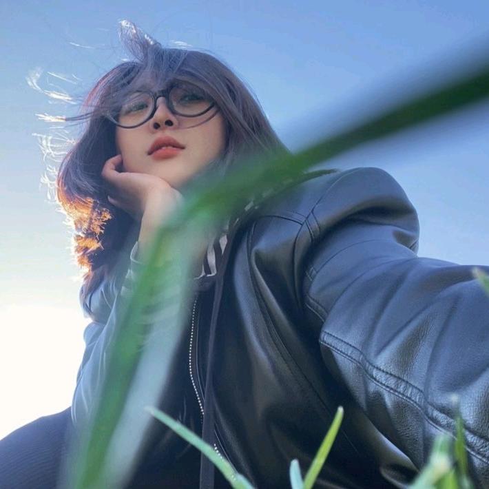 自由都在风里！