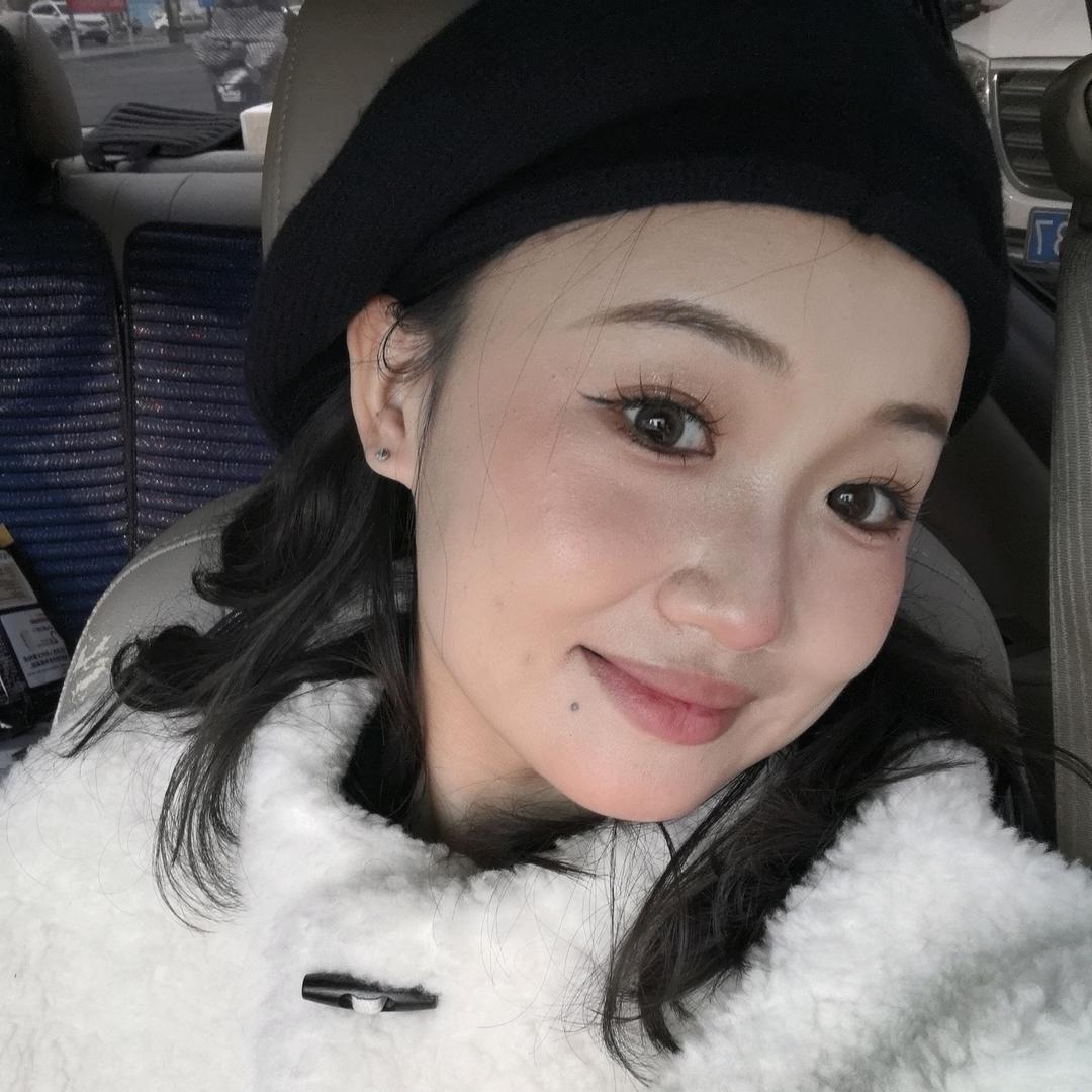 小关家的包包