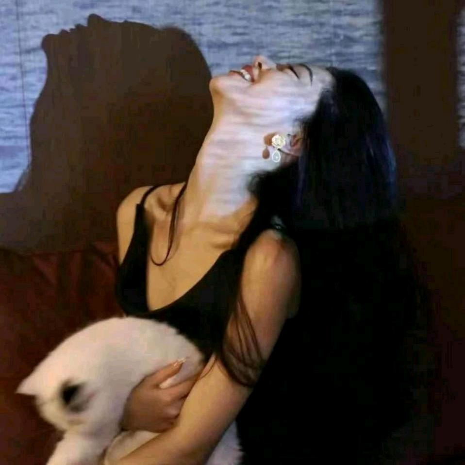 ʕ·͡˔·Ɂ安于时光ღ᭄