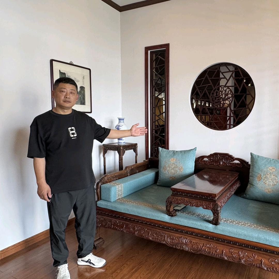 金鸿福苏作红木小顾