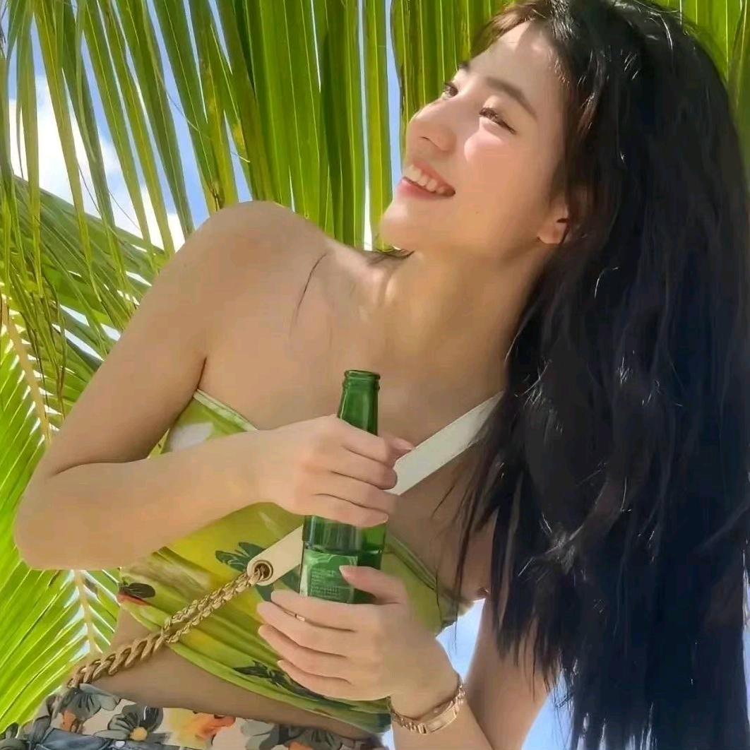 不爱睡觉的爱丽丝👸