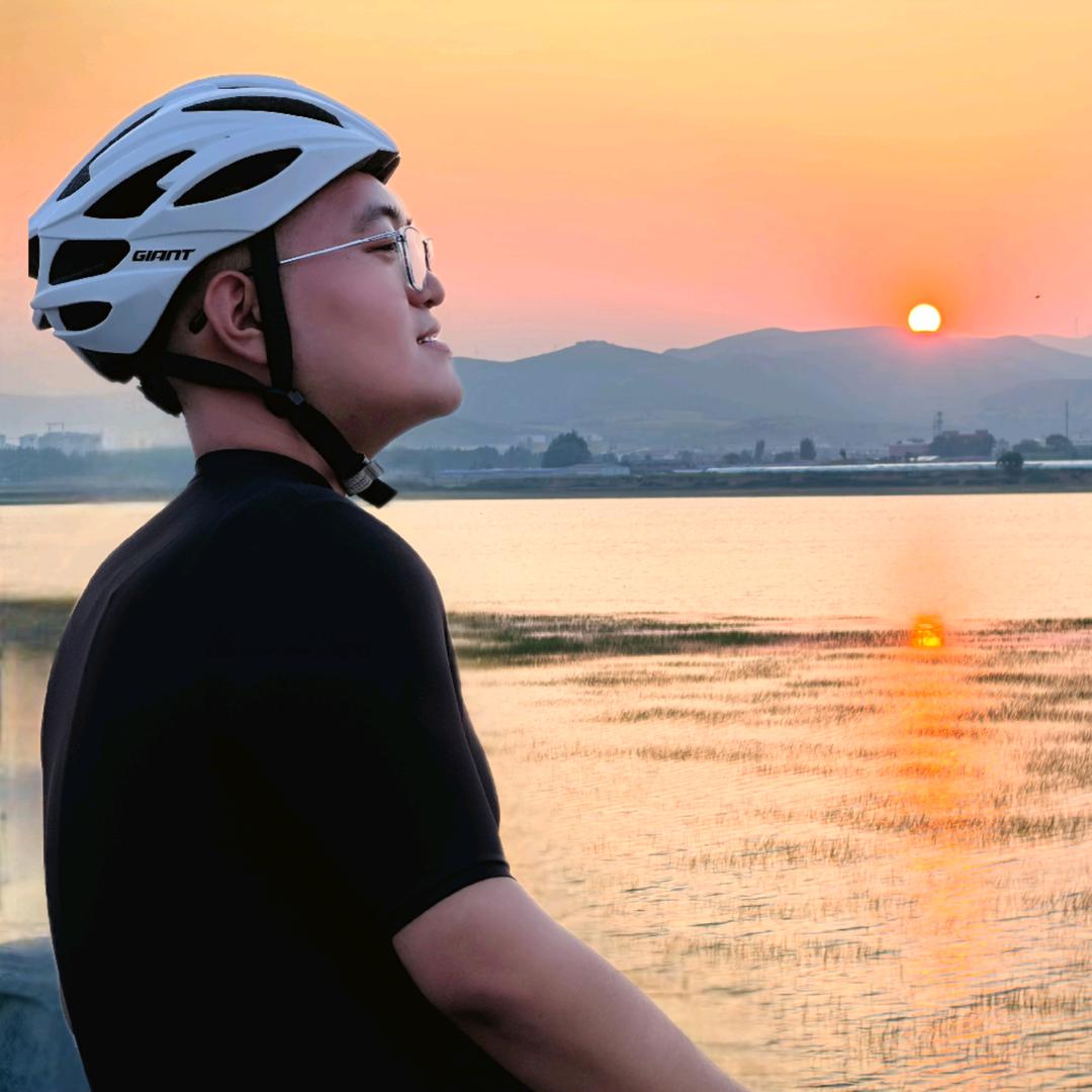 ❤三块石头，一个磊❤