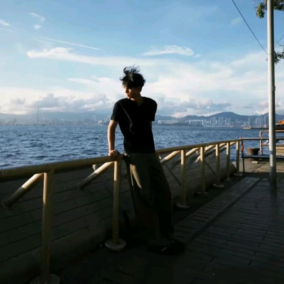 集车帮二手车小飞