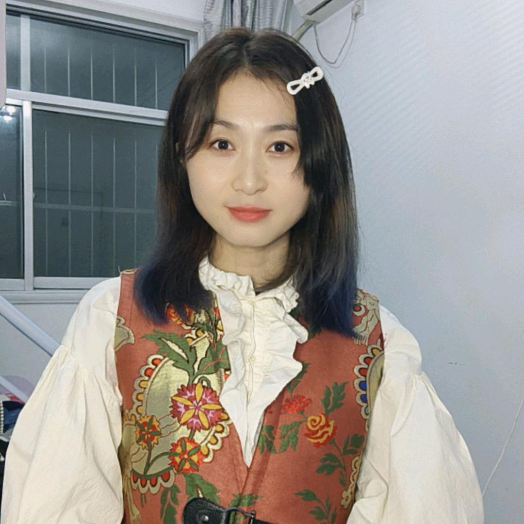 蓝悠悠