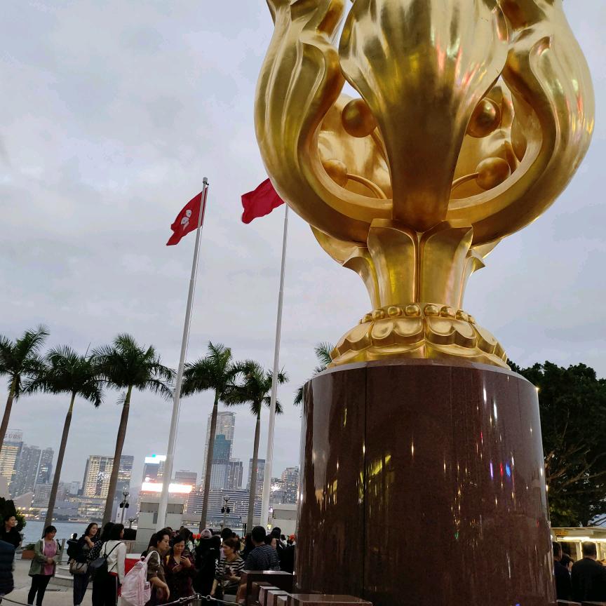 李世祥
