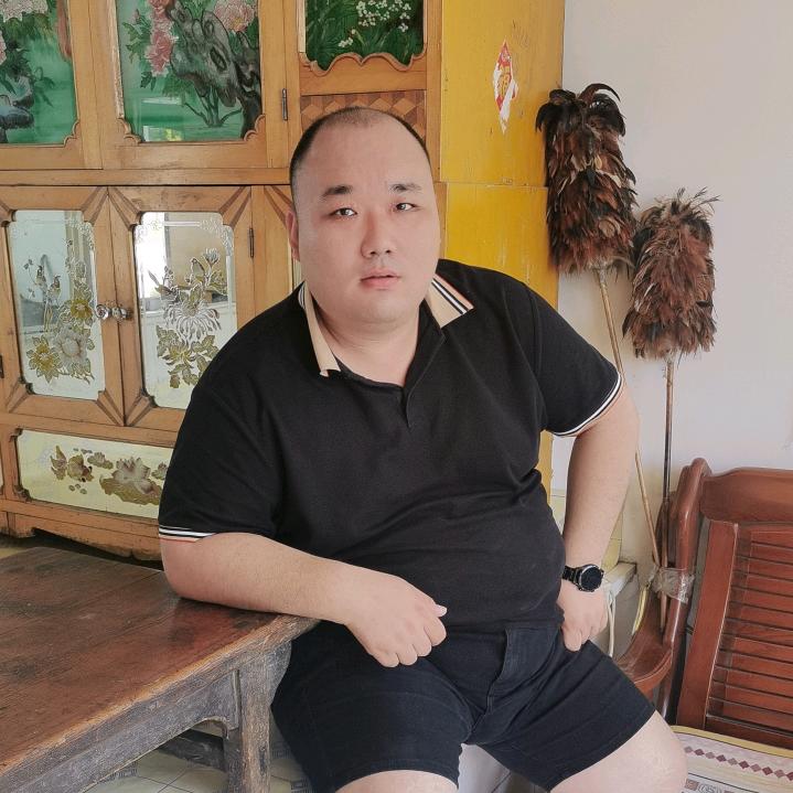 村东头胖小