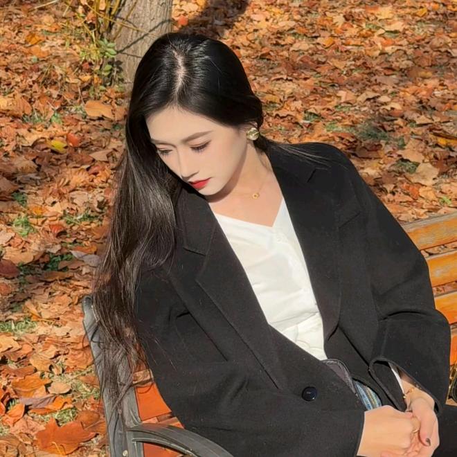 小美助理