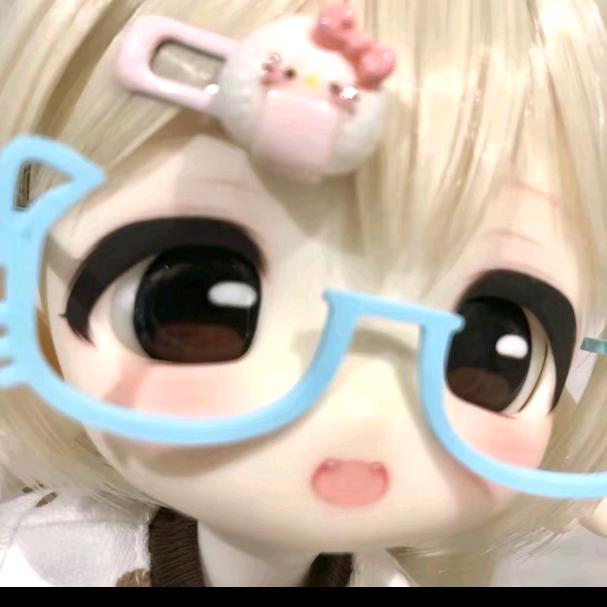 Liora头像