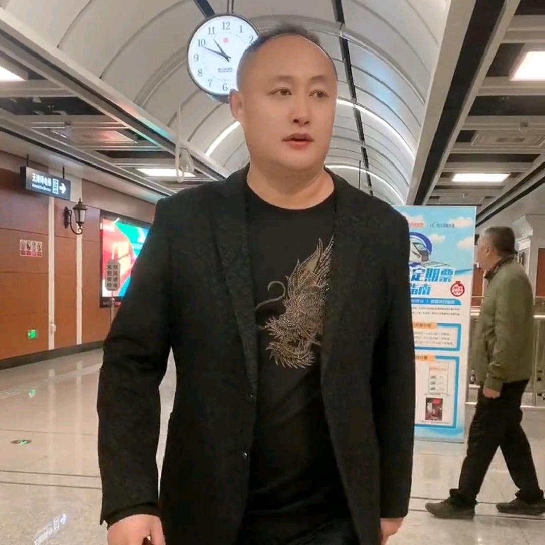 张总（每晚19.00点直播）
