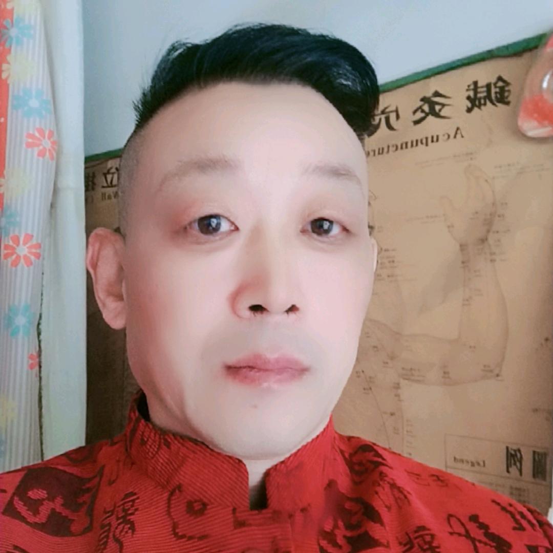 康健美，郝景太