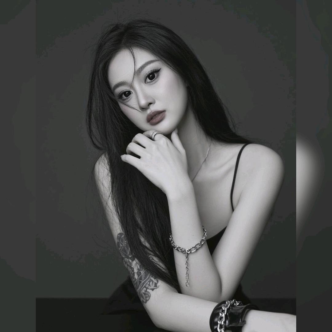 伊宁市化妆师张晶