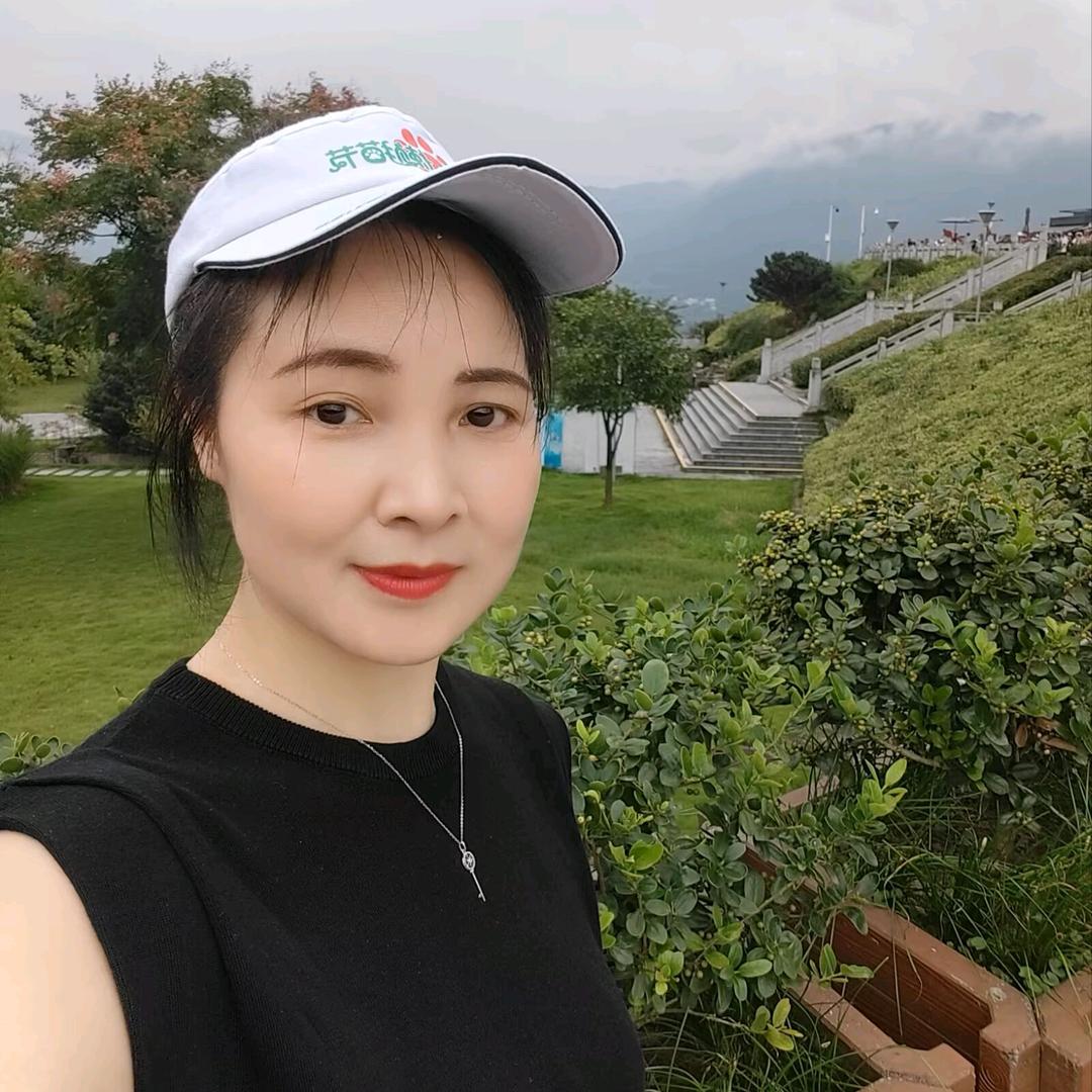 汉寿全友家居辉姐