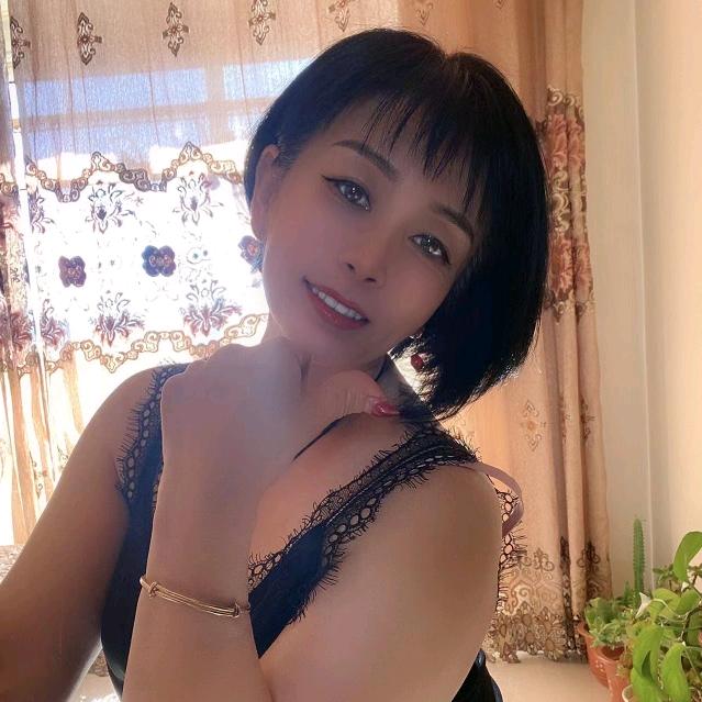 孤赏芳心