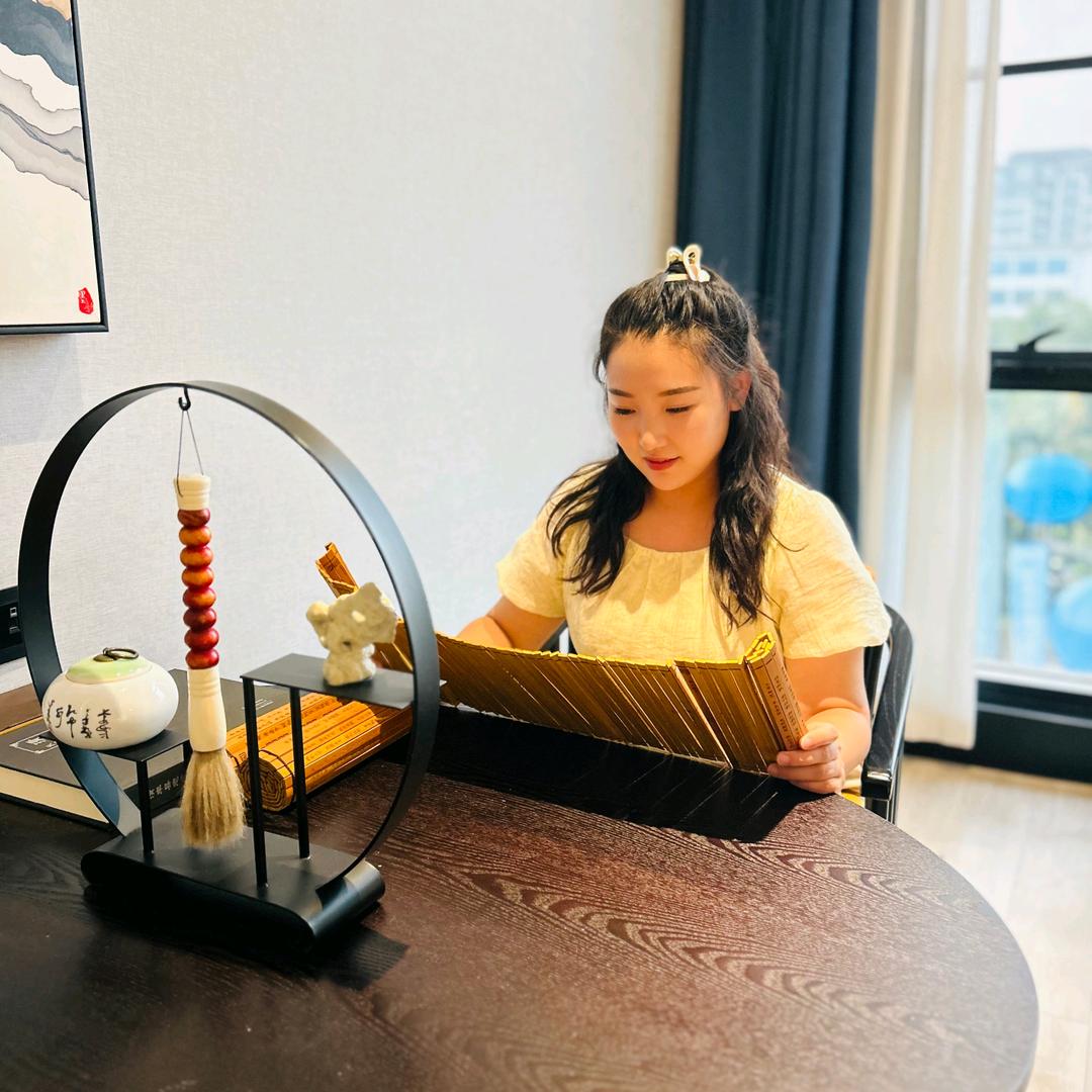 卖家具的小倩💗