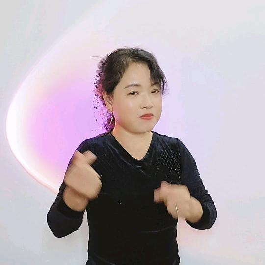 夏姐爱手舞