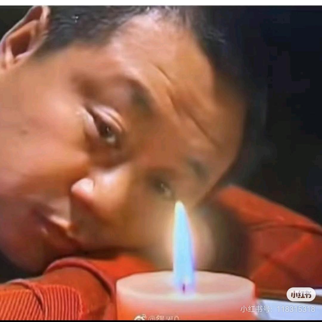 爱吃糖的小王同学