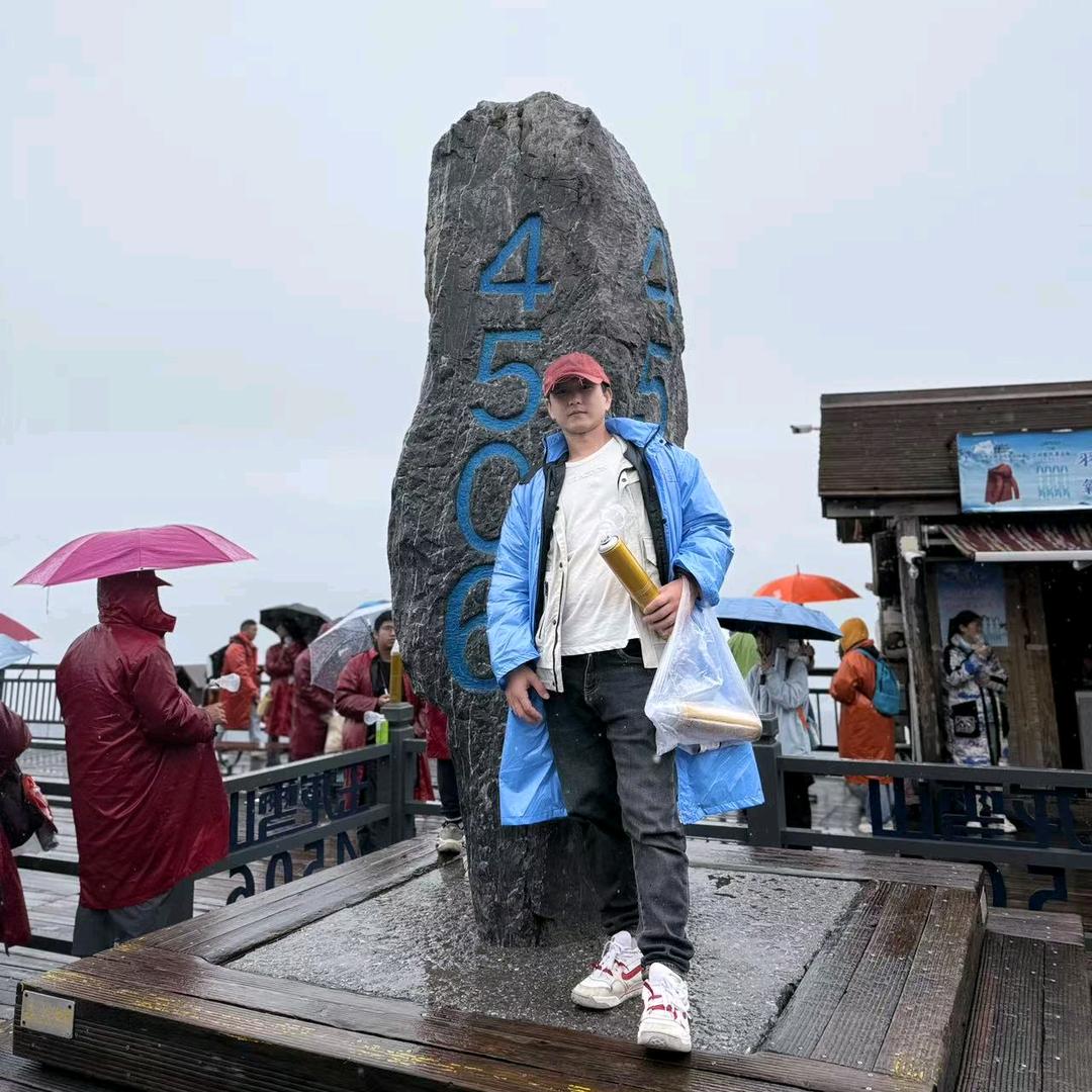 𝑺𝒖𝒏ོ✰.团