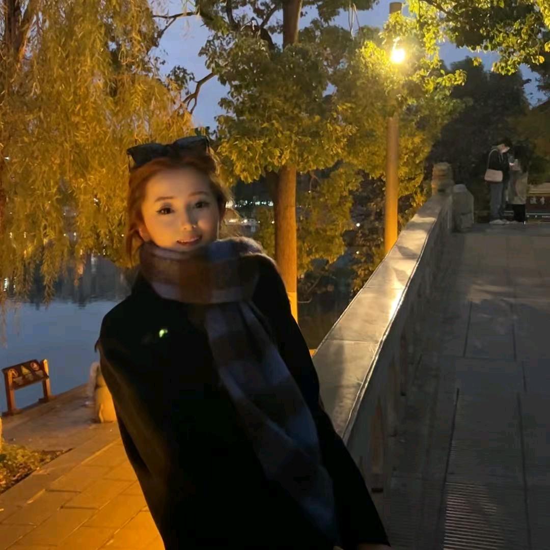 小马很娇小