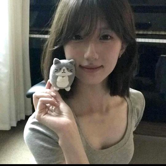 邪恶蛤蟆精骑老奶奶过马路