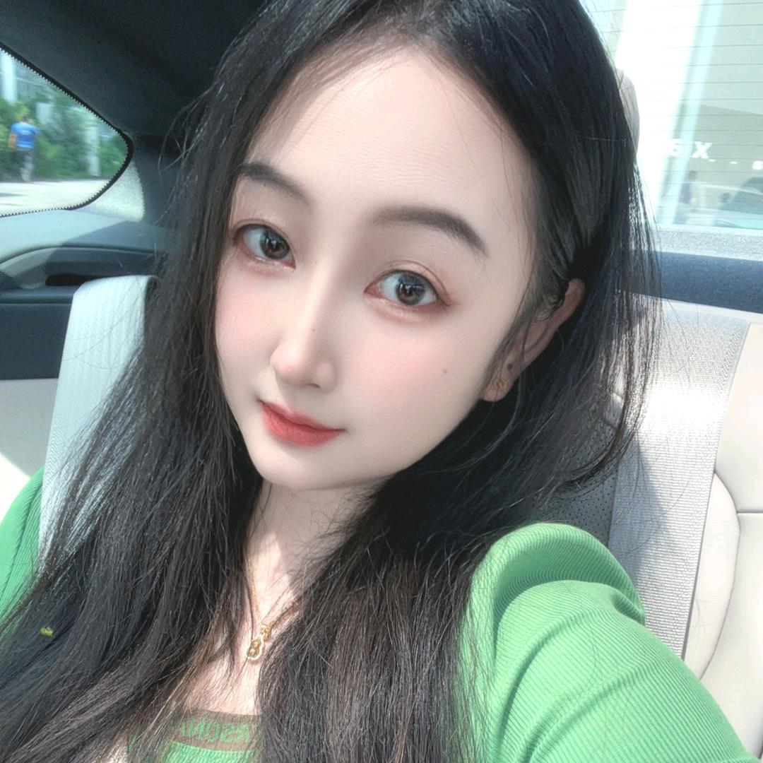 樊樊 (˘͈ᵕ ˘͈❀)