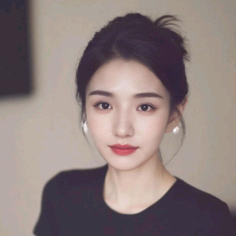 ✨爱吃肉肉的小虎牙✨