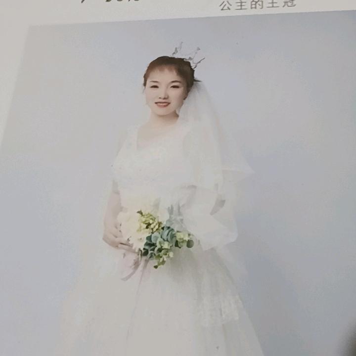 在家带孩子的小姐姐