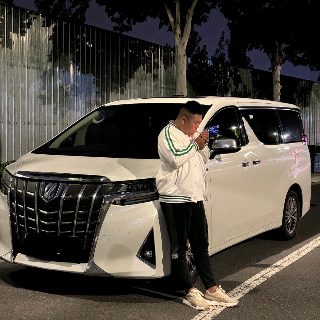 @阿闯..